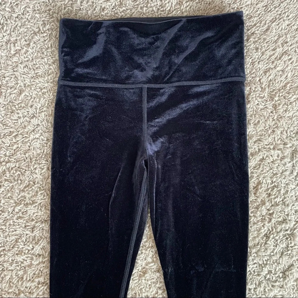Athleta Elation Ultra High Rise Tight in Velvet Size Small - Picture 6 of 13
